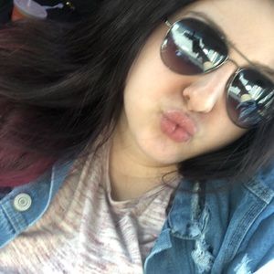 Meet your Posher, Kennedi